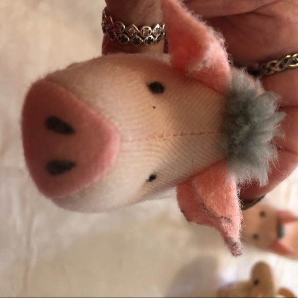 Must bundle - Picture 3 of 11